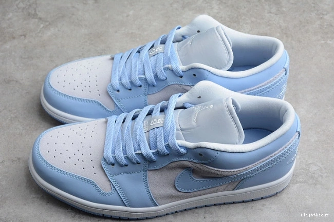 (W) 1 Low Jordan Blue University DC0774-050 0714
